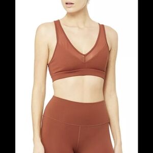 Alo Yoga Entice Sports Bra Deep V Amber